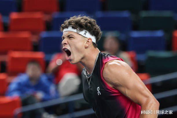 沃尔特马德：每次在纽卡进球基米希都会发短信祝贺，他人巨好