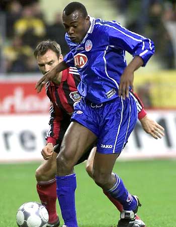 所有人的目 所有人的目